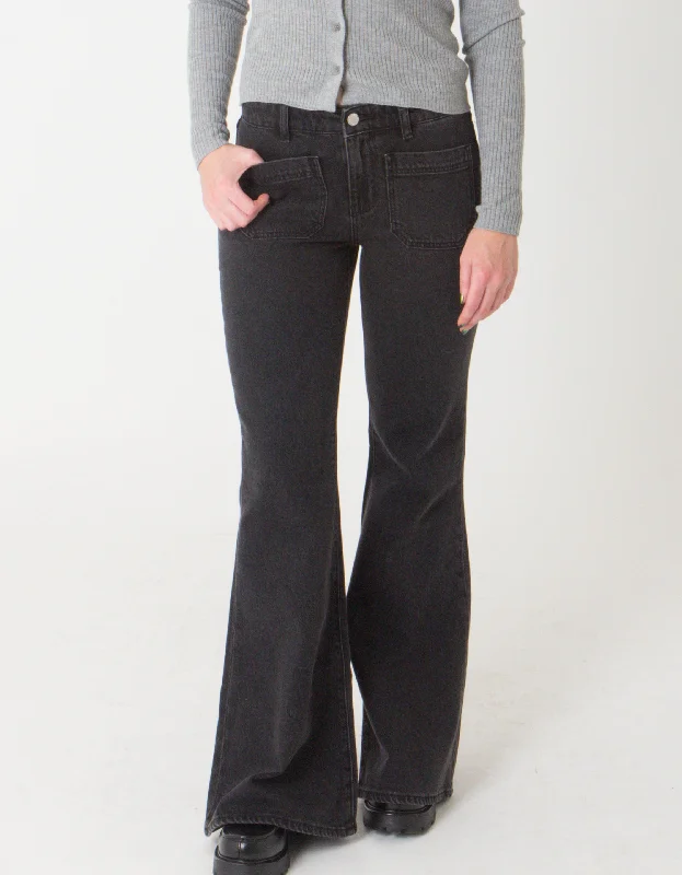 Sailor Low Flare Jeans in Washed Black Stylish High-Rise Mom Jeans